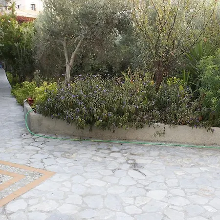 Climbing House Annas דירה *
