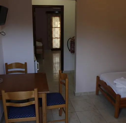 Climbing House Annas アパート