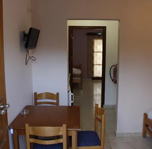 Climbing House Annas Panormos (Kalymnos)